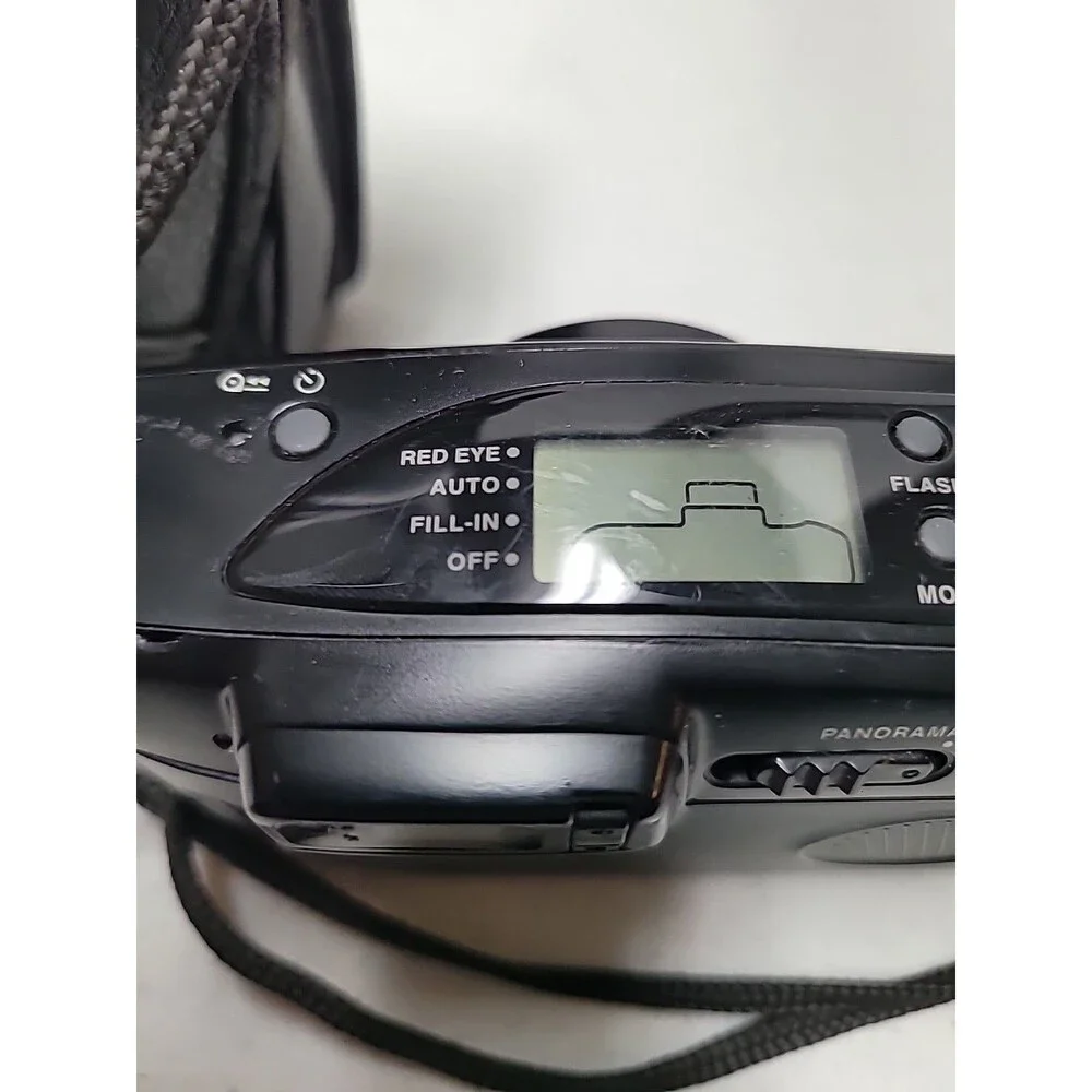 Samsung Panorama Slim Zoom 1150 35 mm Point & Shoot Camera W/ Bag Untested